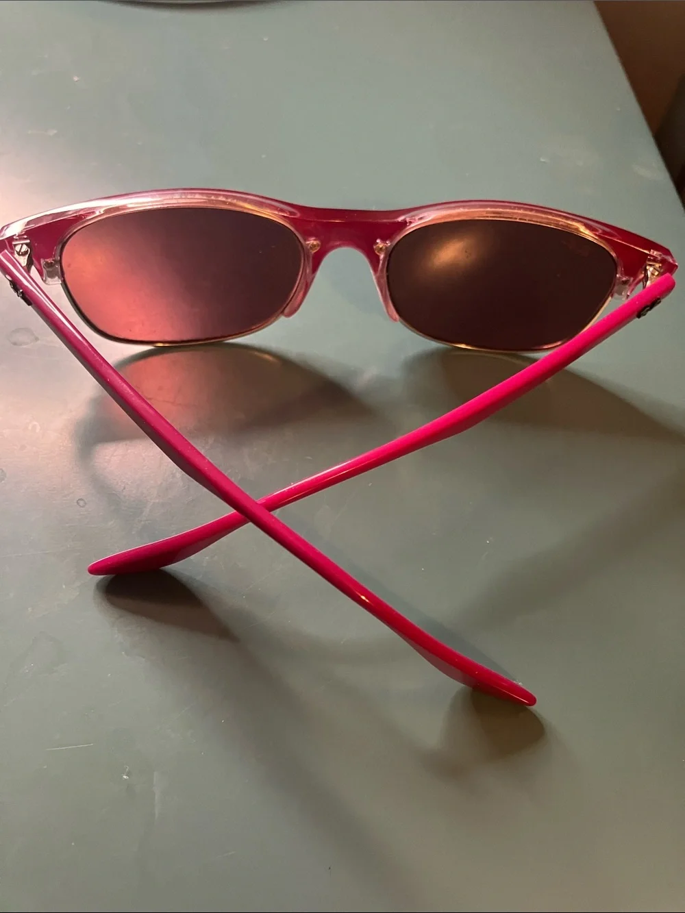 Magenta Pink Ray-ban sunglasses with classic case scratched need new lenses
